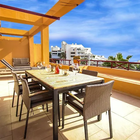Apartment Penthouse Great Sea Views & Access *