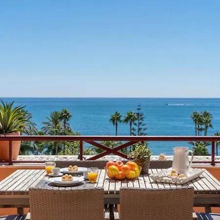 Penthouse Great Sea Views & Access * Estepona